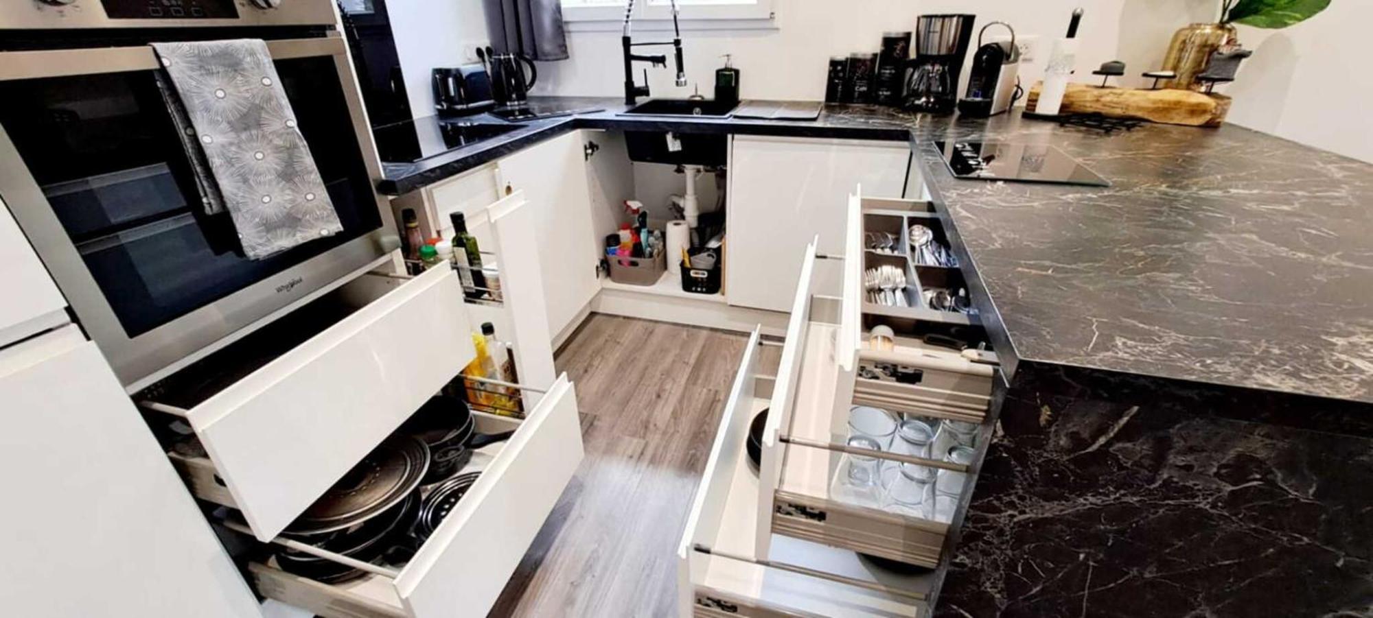 Black&White Home-By So'Serenityhome-Balcon-Parking Cluses Eksteriør billede